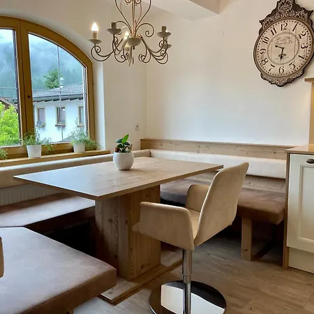 Apartament Zum Stoaner Mayrhofen